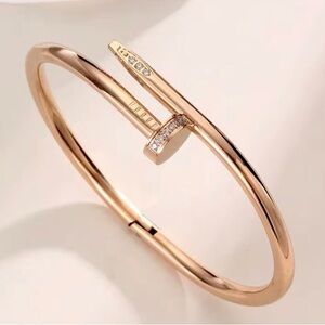 Nail Cartier LIKE Crystal Elegant Gold Bangle Bracelet
